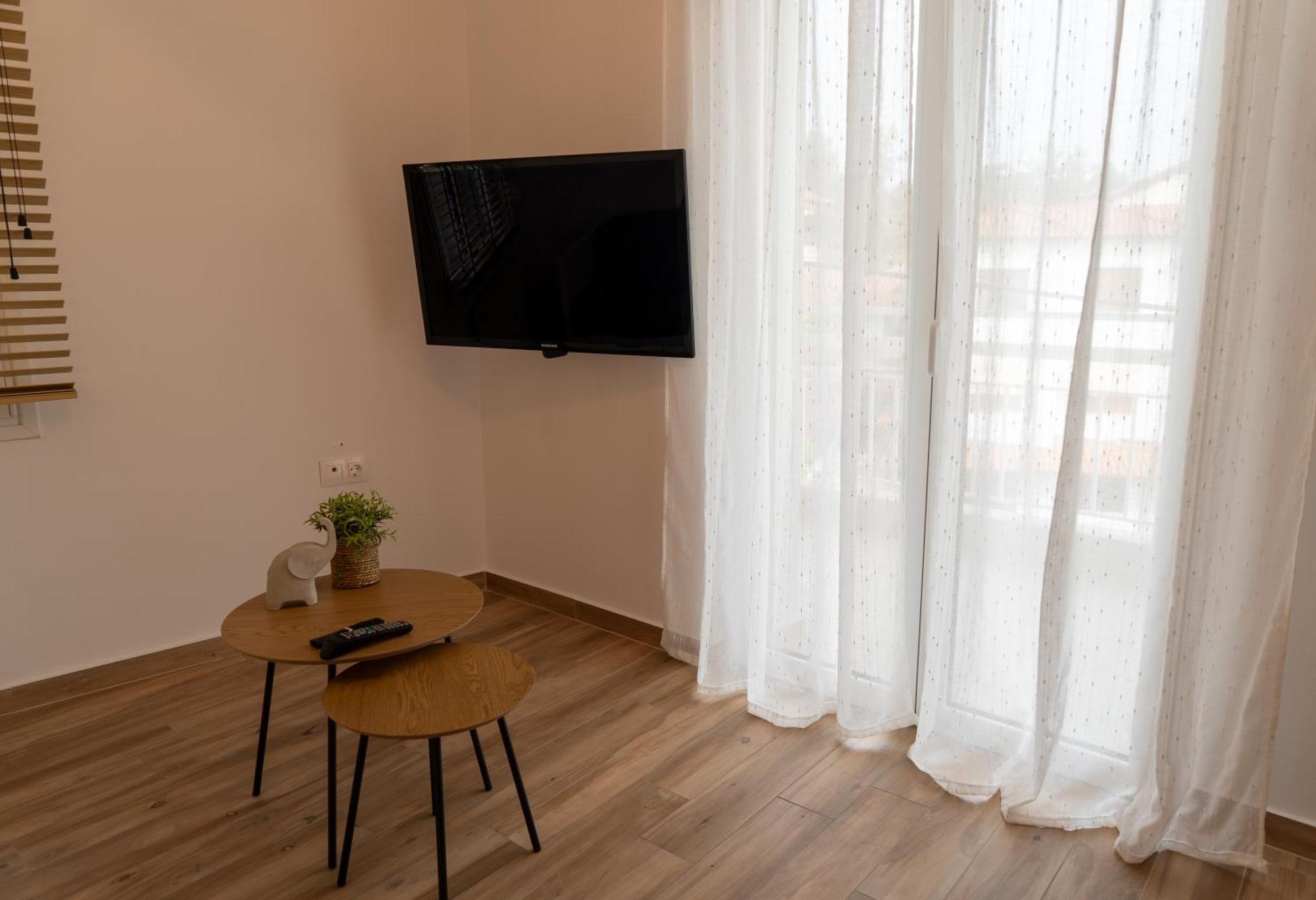 Ophelia - New Modern Apartment With Spectacular Olympus View Litochoron Bagian luar foto